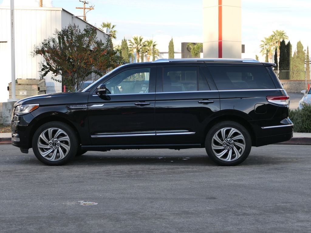 2023 Lincoln Navigator Reserve