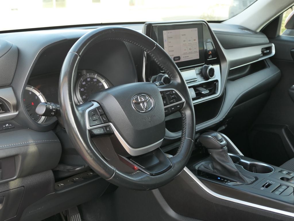 2023 Toyota Highlander XSE