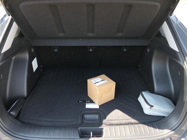 2025 Hyundai KONA ELECTRIC SEL