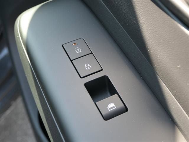 2025 Hyundai KONA ELECTRIC SEL