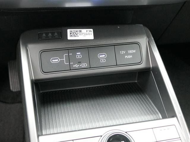 2025 Hyundai KONA ELECTRIC SEL