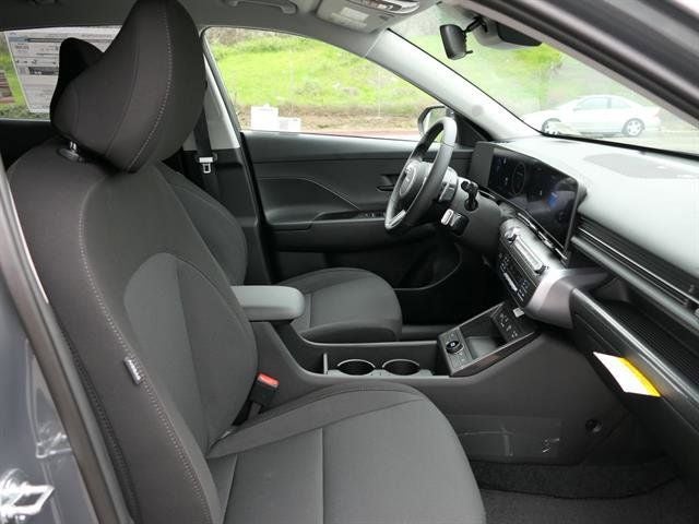 2025 Hyundai KONA ELECTRIC SEL