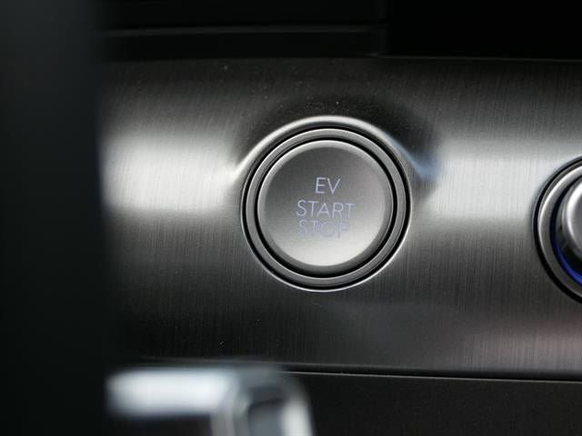 2025 Hyundai KONA ELECTRIC SEL