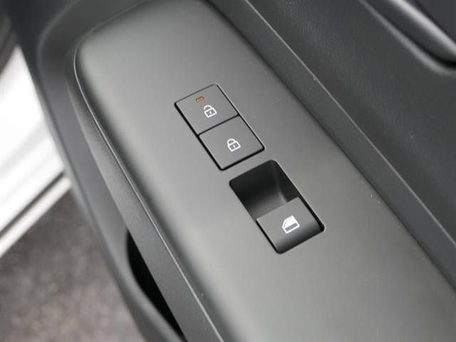 2025 Hyundai KONA ELECTRIC SEL