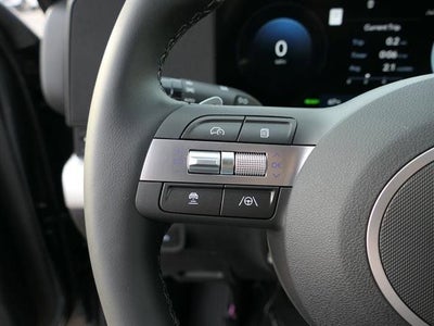 2025 Hyundai KONA ELECTRIC SEL