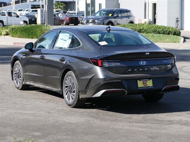 2025 Hyundai SONATA HYBRID Limited