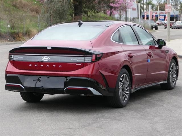 2025 Hyundai SONATA HYBRID Limited