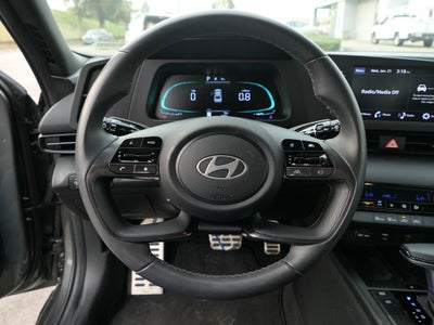 2023 Hyundai ELANTRA SEL
