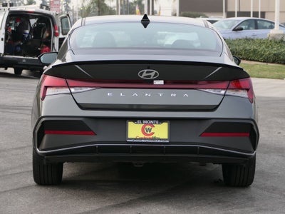 2023 Hyundai ELANTRA SEL